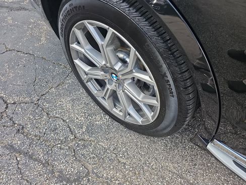 Used 2024 BMW X7 xDrive40i image 6