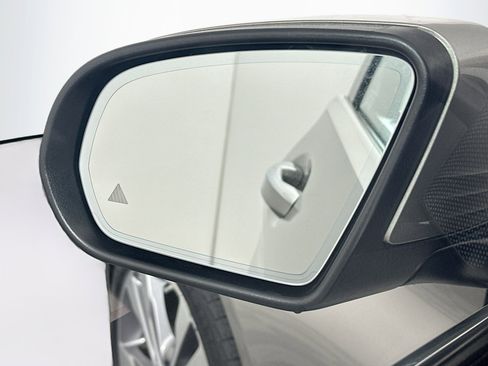 Used 2019 Mercedes-Benz C 300 4MATIC Sedan image 16