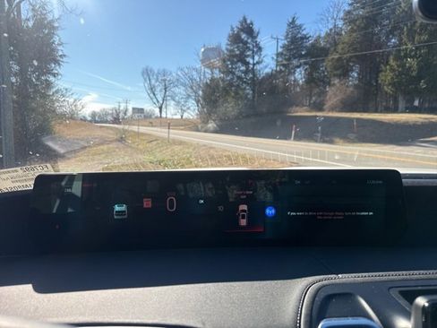 Used 2025 Ford Expedition Platinum w/ Stealth Appearance Package image 10