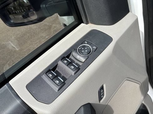 Used 2017 Ford F350 XL AWD/4WD image 12