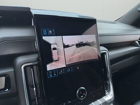 Used 2025 GMC Yukon Denali image 38