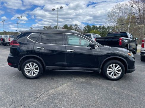 Used 2018 Nissan Rogue S w/ S Value Package AWD/4WD image 8