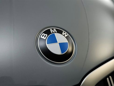 Used 2025 BMW 330i xDrive Sedan w/ M Sport Package image 22