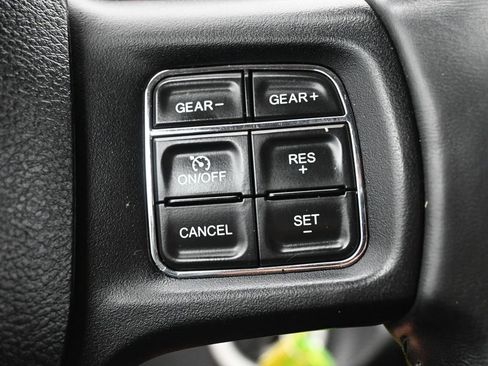 Used 2017 RAM 1500 Big Horn AWD/4WD image 34