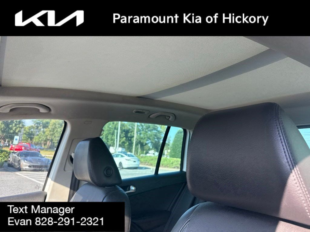 Used 2017 Volkswagen Tiguan Sport FWD image 13