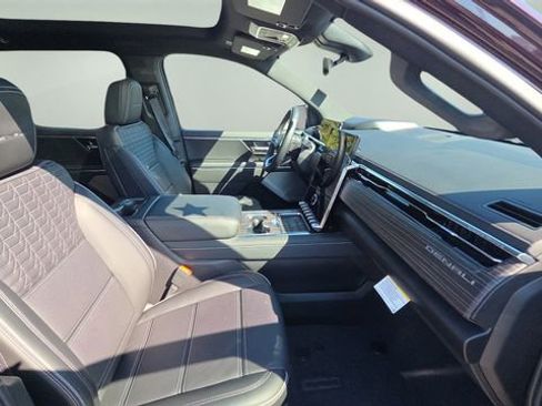 New 2025 GMC Sierra EV Denali image 27
