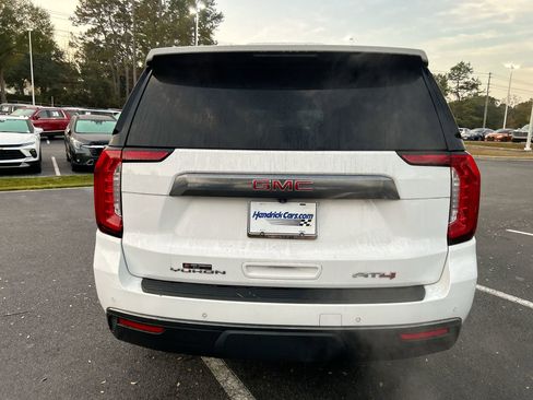 Used 2021 GMC Yukon XL AT4 w/ AT4 Premium Package image 8
