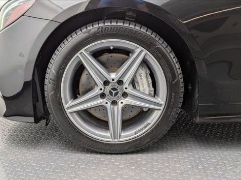 Used 2018 Mercedes-Benz E 400 4MATIC Coupe image 33