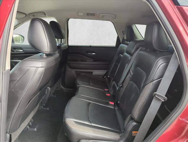 Certified 2025 Nissan Pathfinder SL AWD/4WD image 18