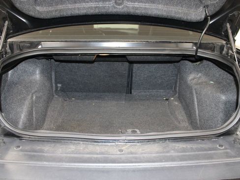 Used 2016 Dodge Challenger SXT Plus image 12