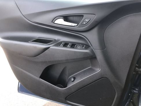 Used 2024 Chevrolet Equinox LT AWD/4WD image 13