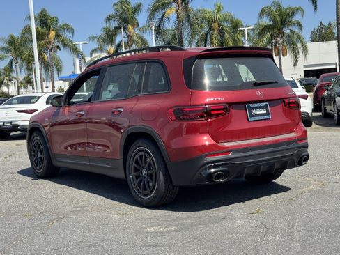New 2026 Mercedes-Benz GLB 35 AMG 4MATIC image 8