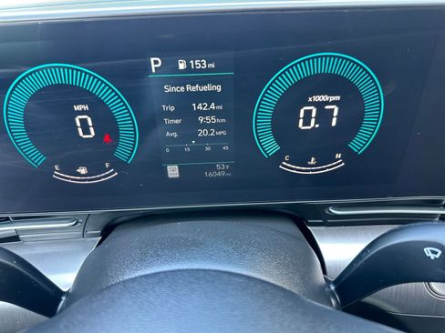 Used 2025 Hyundai Kona SEL image 40