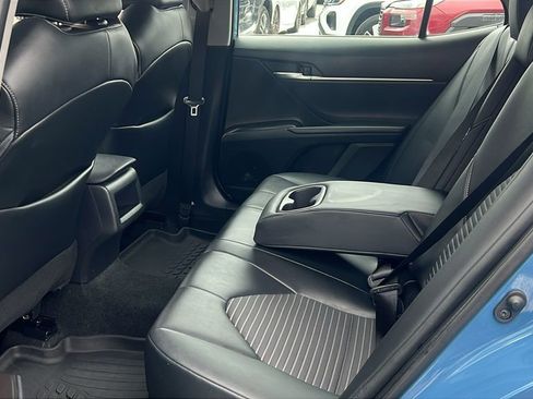 Used 2023 Toyota Camry SE image 14