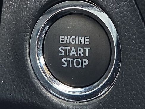 Used 2024 Toyota RAV4 Limited w/ Advanced Technology Package AWD/4WD image 31