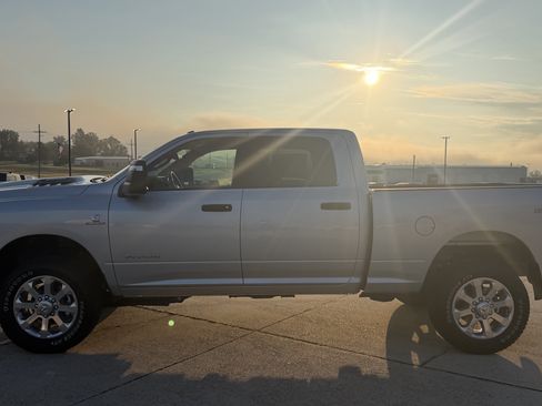 New 2026 RAM 2500 Big Horn AWD/4WD image 5