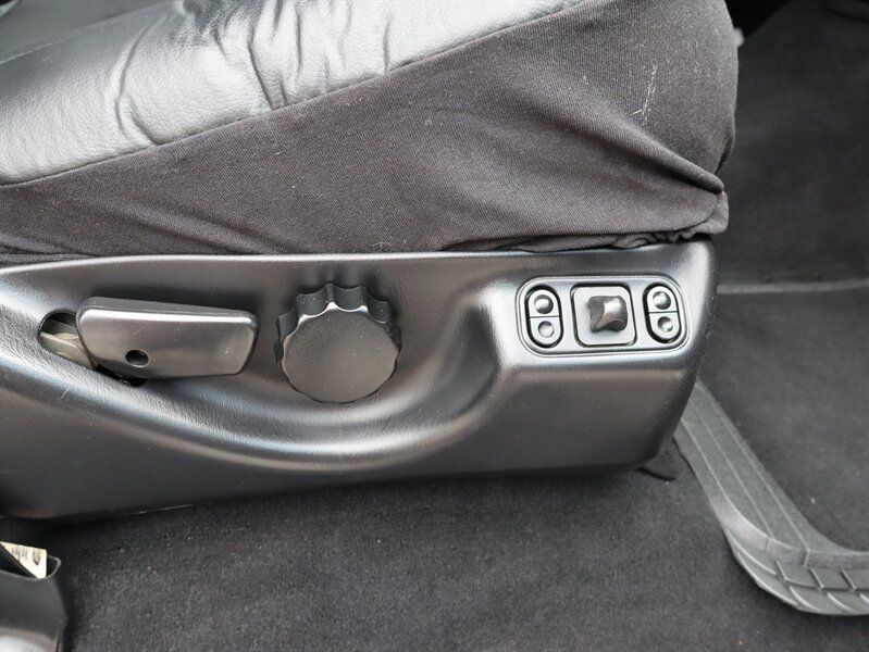 Used 2006 Ford F250 XL AWD/4WD image 13