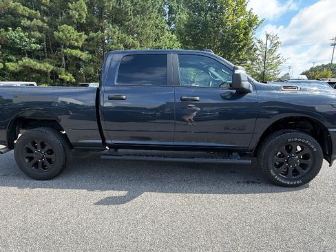 Used 2025 RAM 2500 Big Horn AWD/4WD image 7