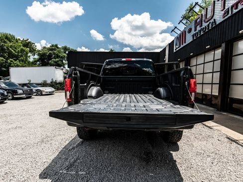 Used 2018 Ford F150 Lariat w/ Equipment Group 502A Luxury AWD/4WD image 17
