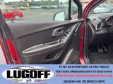 Used 2022 Chevrolet Trax LT w/ Driver Confidence Package image 5