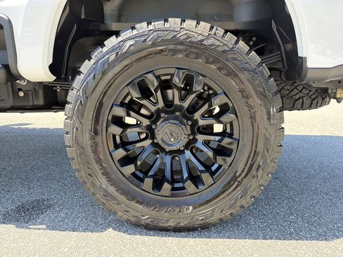 Used 2024 Ford F250 Lariat w/ Lariat Ultimate Package image 23