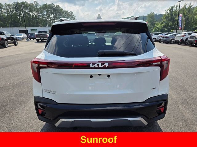 Used 2024 Kia Seltos SX w/ SX Sunroof Package AWD/4WD image 8