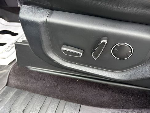 Used 2016 Ford F150 Lariat w/ Equipment Group 501A Mid image 16