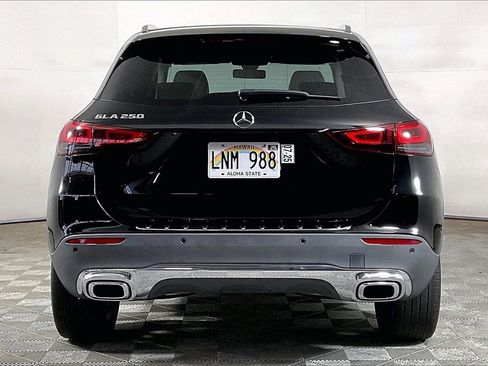 Used 2023 Mercedes-Benz GLA 250 w/ Premium Package image 3