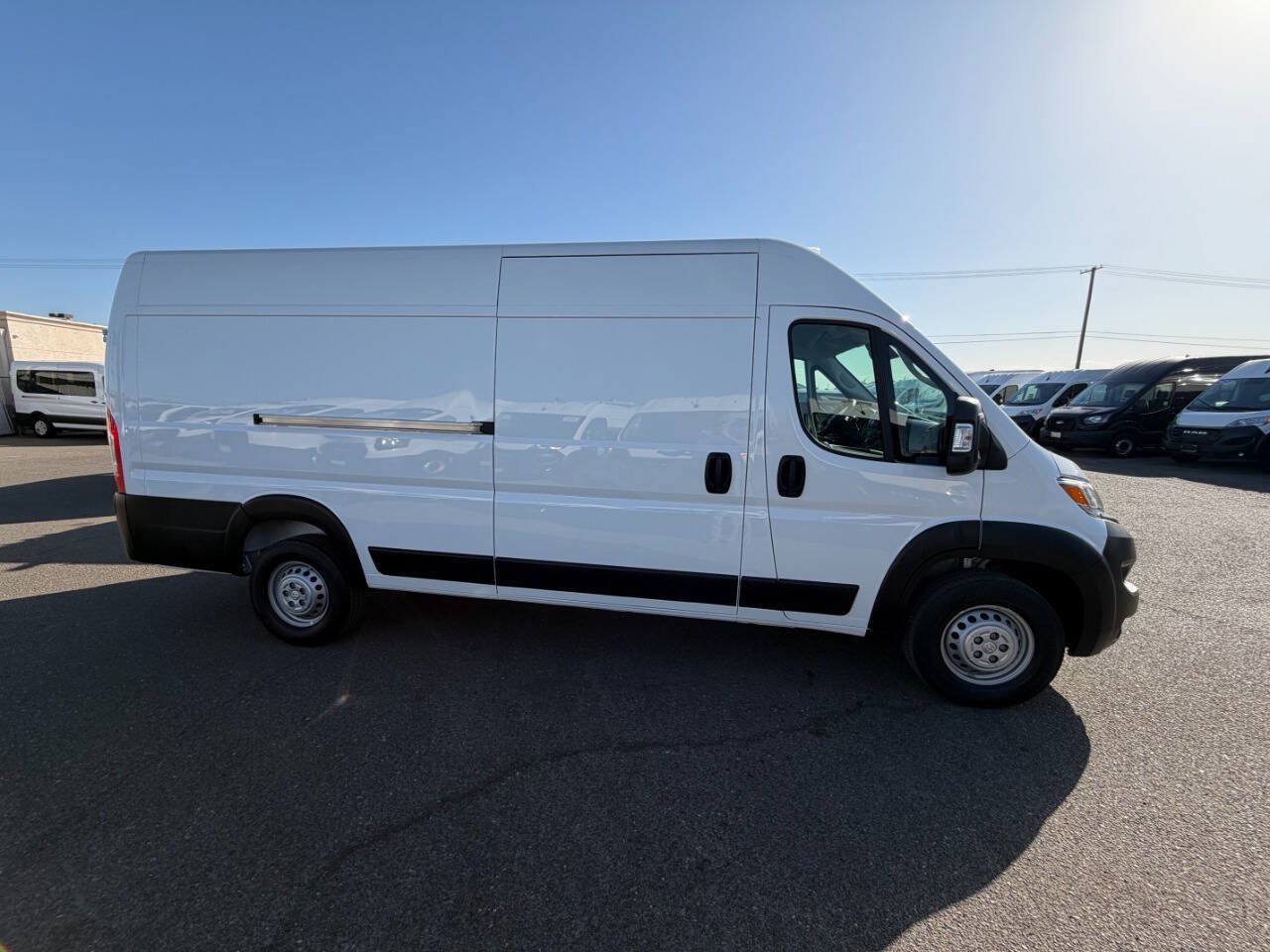 Used 2025 RAM ProMaster 3500 w/ Convenience Group FWD image 5