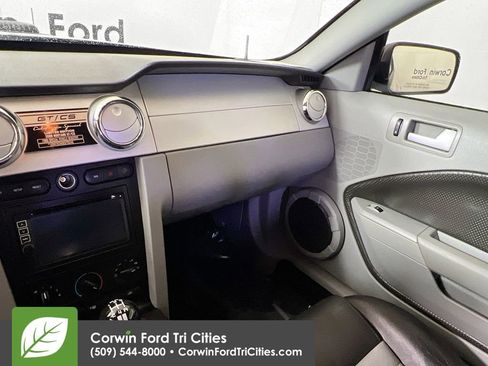 Used 2008 Ford Mustang GT Premium image 24