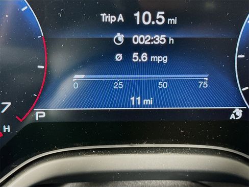 New 2025 Maserati Grecale GT image 13