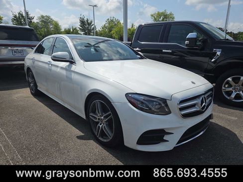 Used 2018 Mercedes-Benz E 300 image 1
