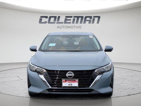 Used 2025 Nissan Sentra SV w/ SV Premium Package FWD image 7