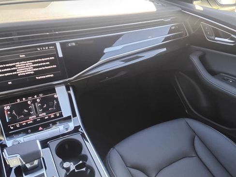 New 2026 Audi Q8 Premium Plus image 18