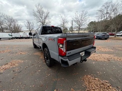Used 2025 Ford F350 Platinum image 5