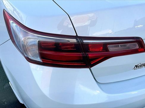 Used 2017 Acura ILX Base image 30