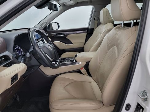 Used 2022 Toyota Highlander Platinum AWD/4WD image 13