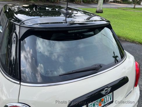 Used 2015 MINI Cooper S image 26