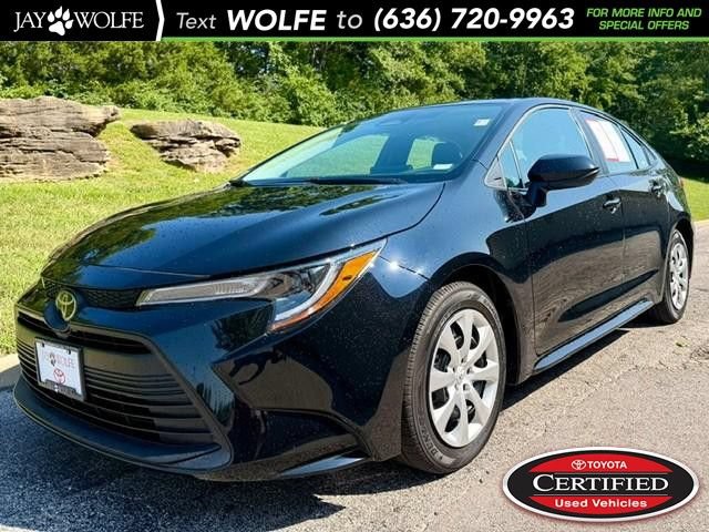 Certified 2026 Toyota Corolla LE FWD image 1