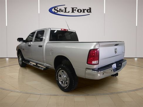 Used 2016 RAM 2500 Tradesman w/ Chrome Appearance Group image 3