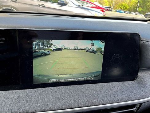 Used 2025 Nissan Kicks SV image 13