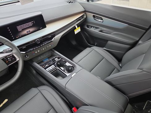 New 2026 Nissan Murano SL image 12