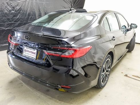 New 2026 Toyota Camry XLE image 7