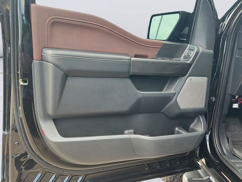 Used 2023 Ford F150 Lariat AWD/4WD image 8