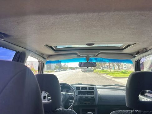Used 1999 Toyota RAV4 2WD 4-Door image 33