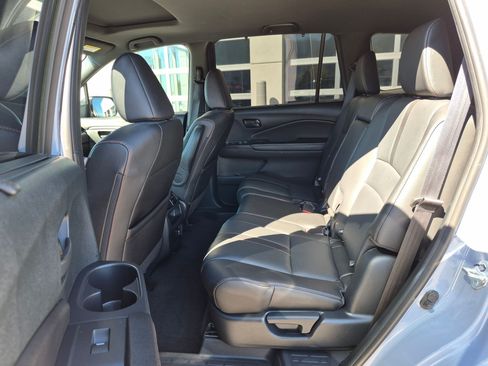 Used 2023 Honda Passport TrailSport image 31