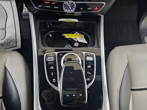 Used 2021 Mercedes-Benz G 63 AMG 4MATIC w/ G Manufaktur Interior Package image 34