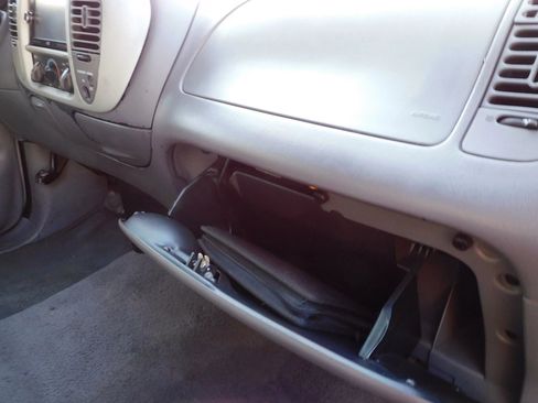 Used 2001 Ford F150 2WD SuperCab image 33