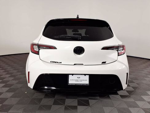 Used 2020 Toyota Corolla Hatchback image 5