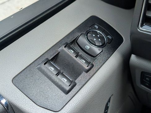 Used 2020 Ford F150 XLT image 22